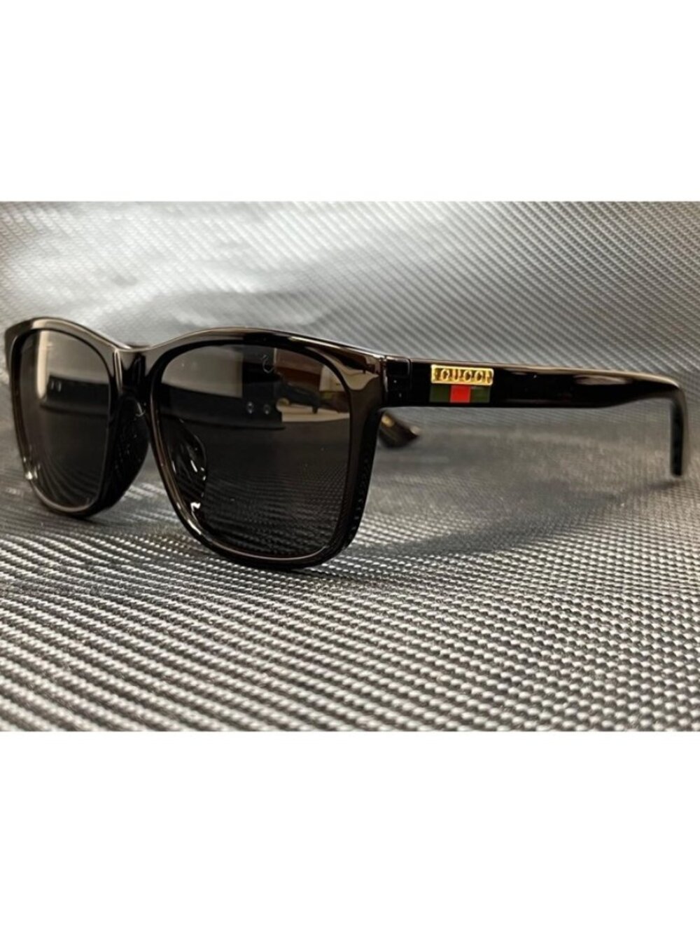 New Gucci Men  Sunglasses --